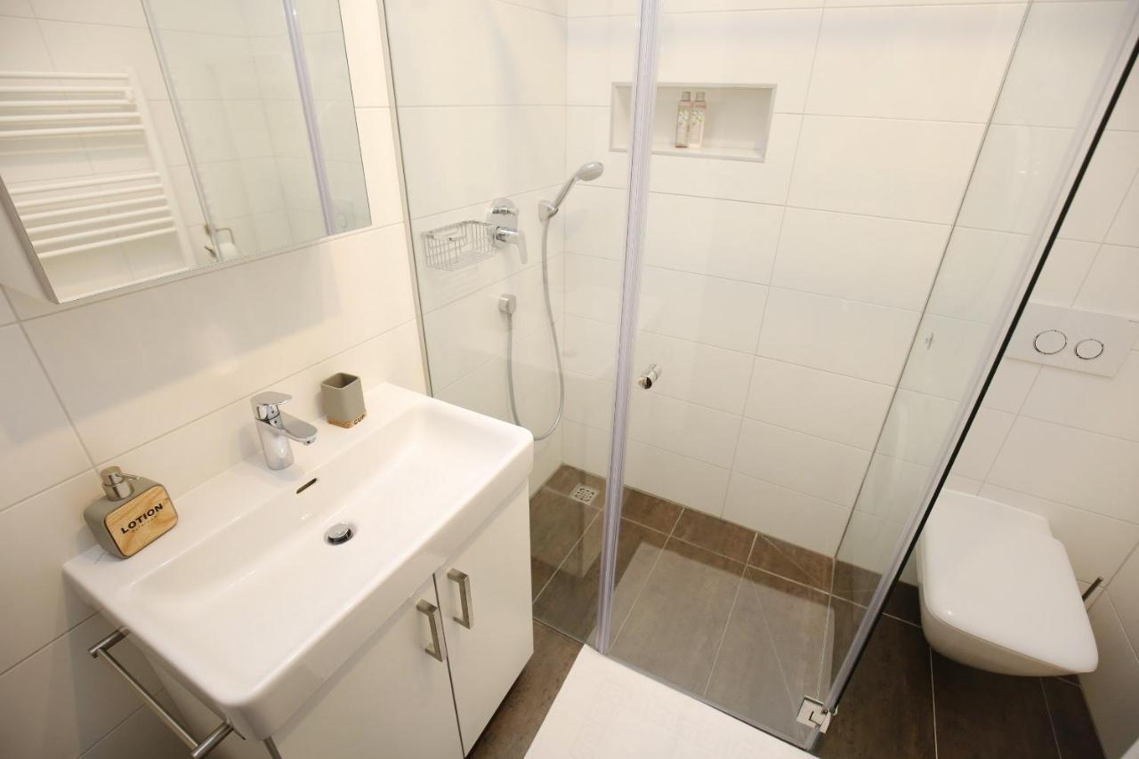 City Center Parking Sea View Aquamarine Appartement Zadar